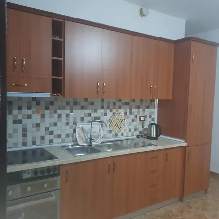 Albi Vlorë